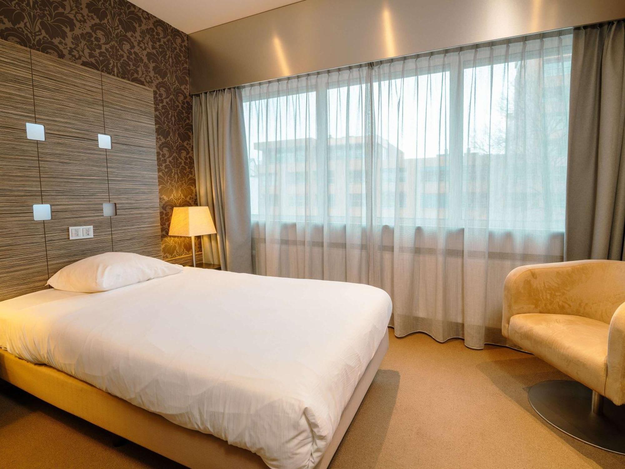 Mercure Hotel Tilburg Centrum Ngoại thất bức ảnh