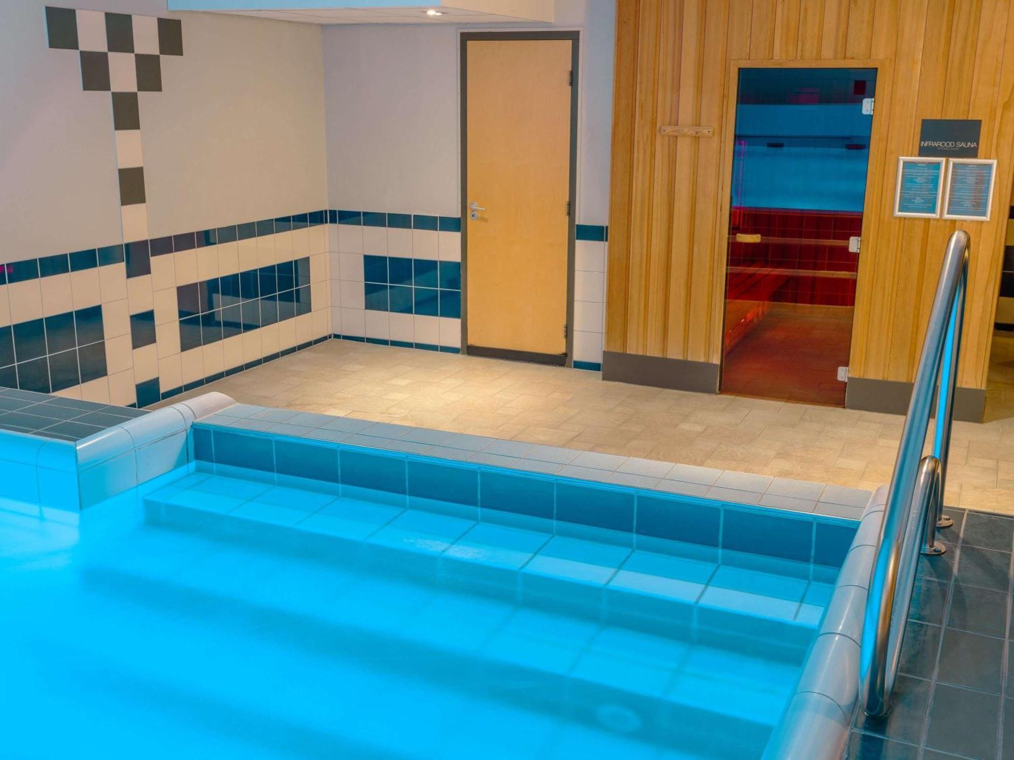 Mercure Hotel Tilburg Centrum Ngoại thất bức ảnh
