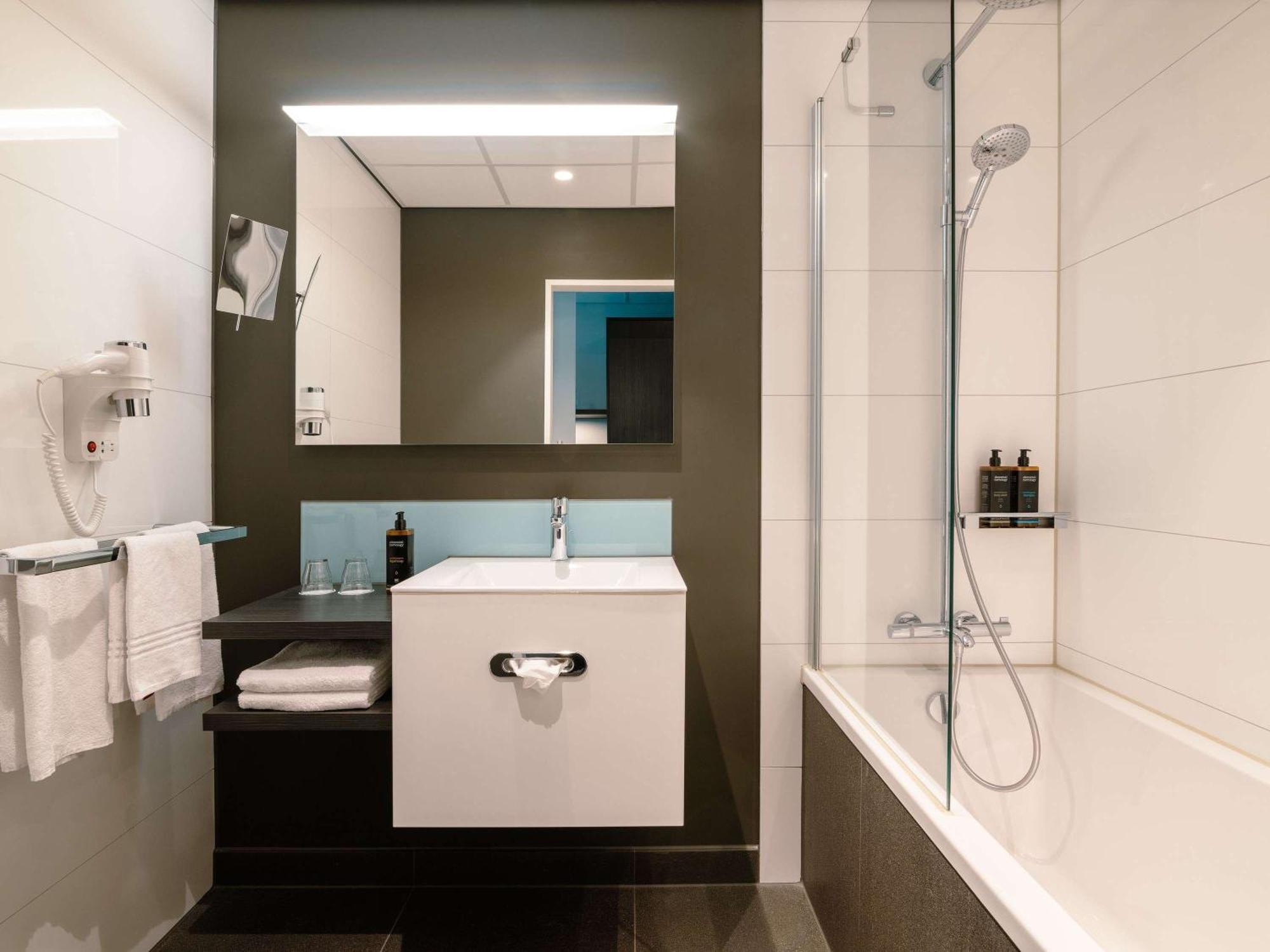 Mercure Hotel Tilburg Centrum Ngoại thất bức ảnh