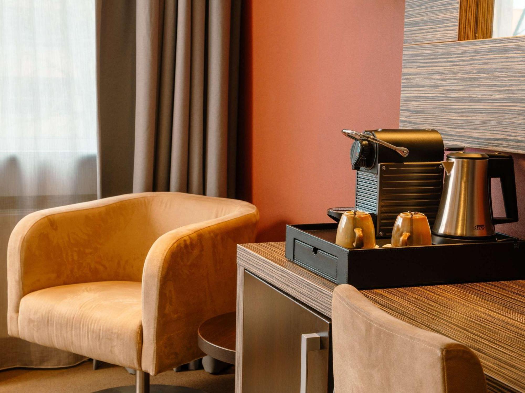Mercure Hotel Tilburg Centrum Ngoại thất bức ảnh